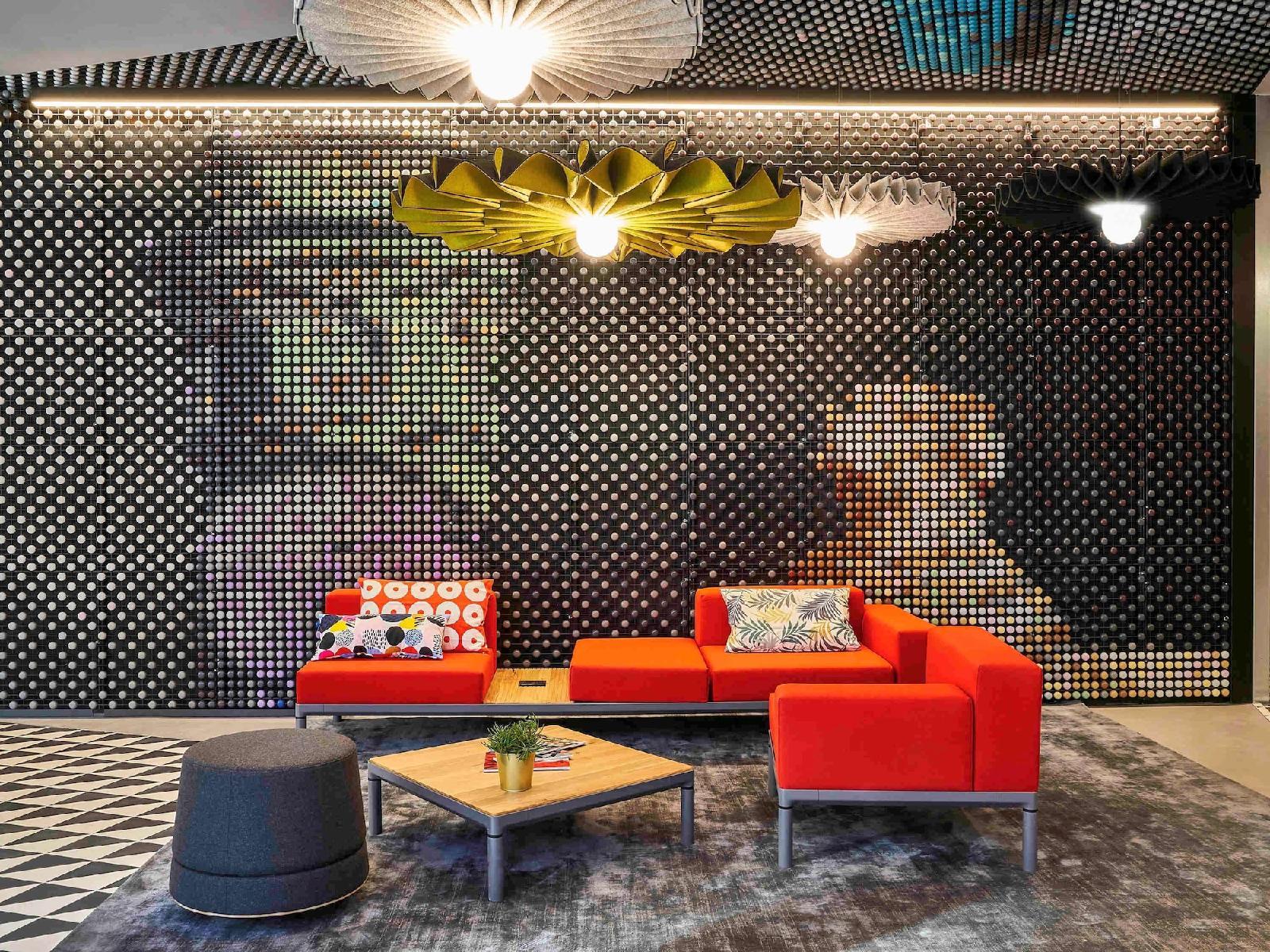 Ibis Barcelona Glories 22