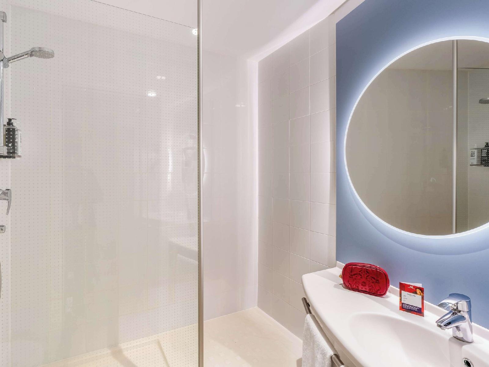 Ibis Barcelona Glories 22