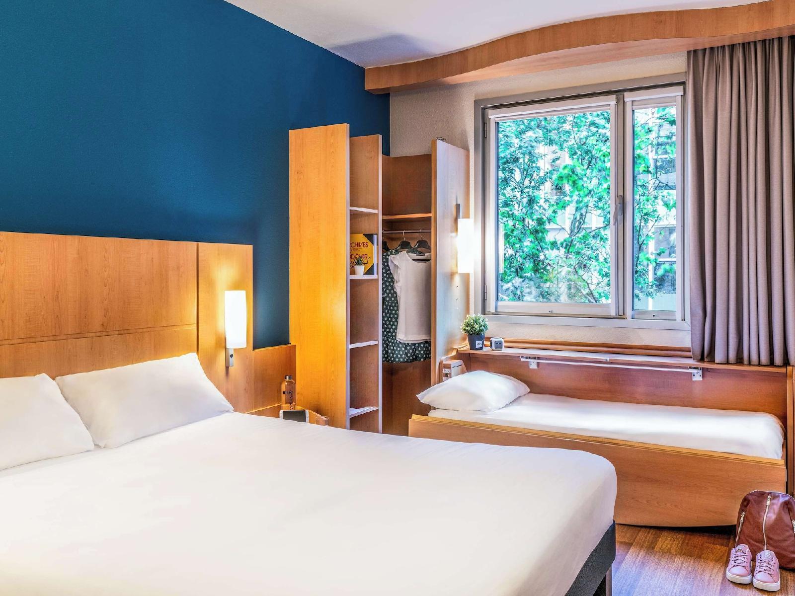 Ibis Barcelona Glories 22