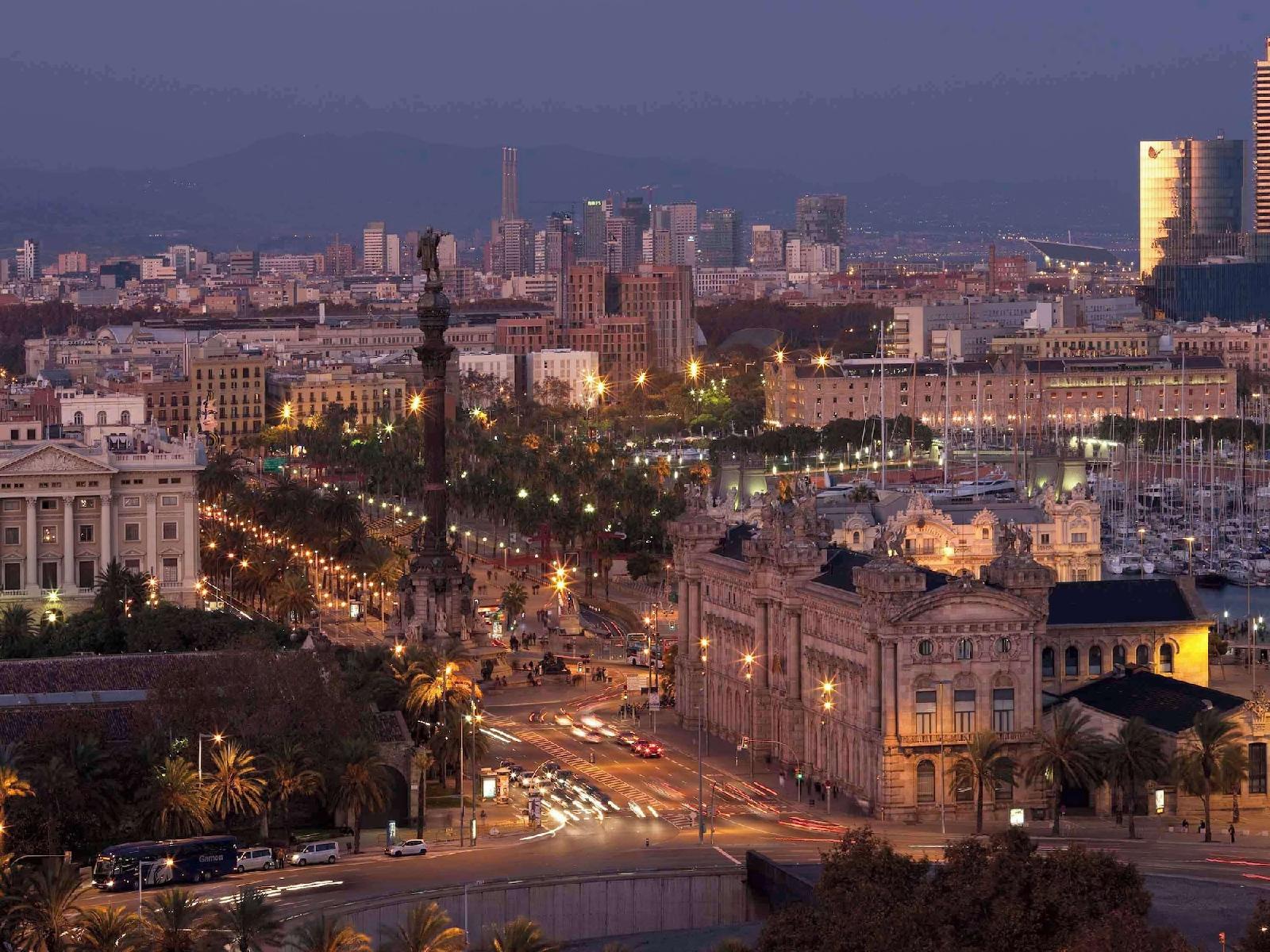 Ibis Barcelona Glories 22