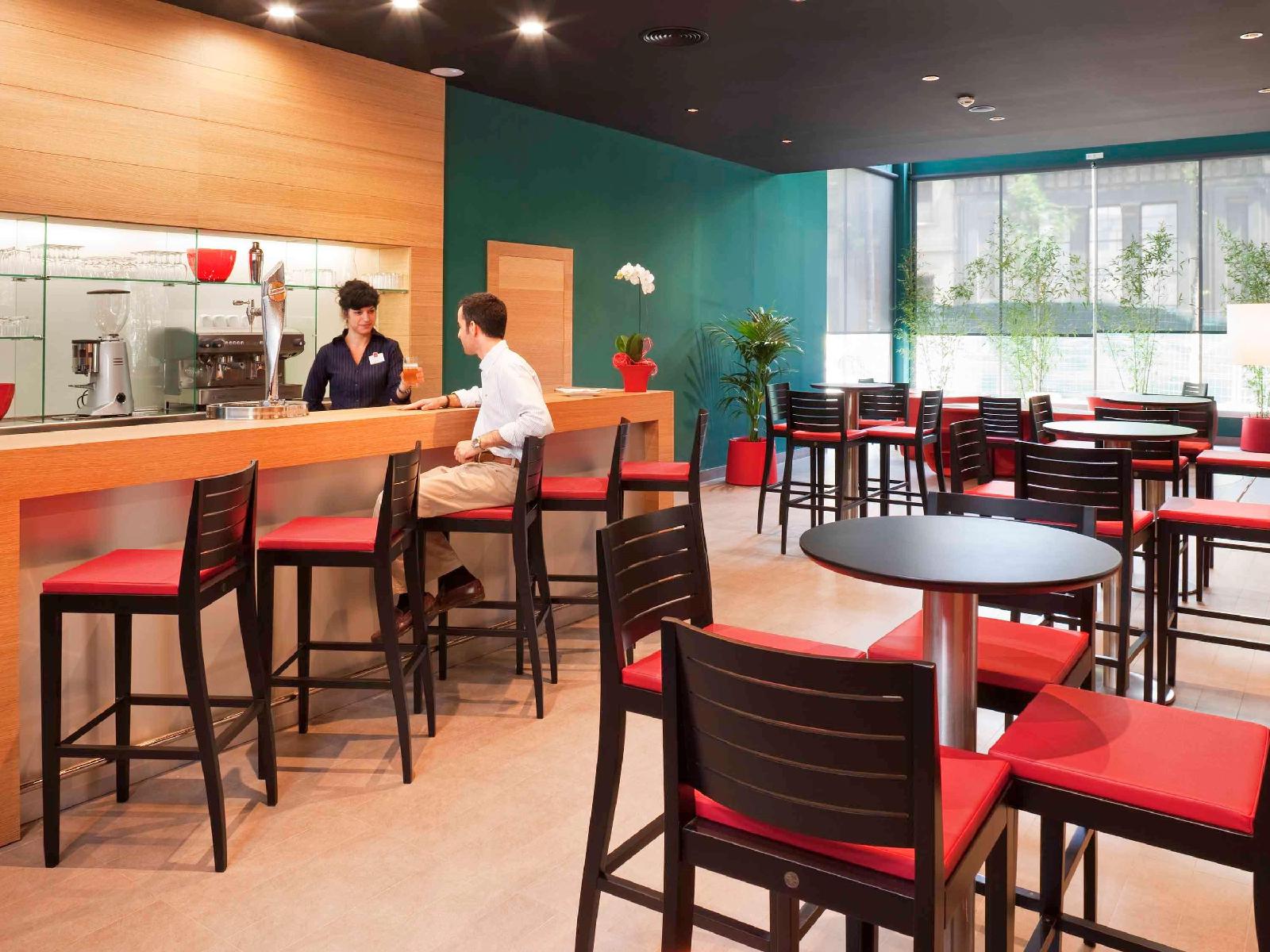 Ibis Barcelona Glories 22
