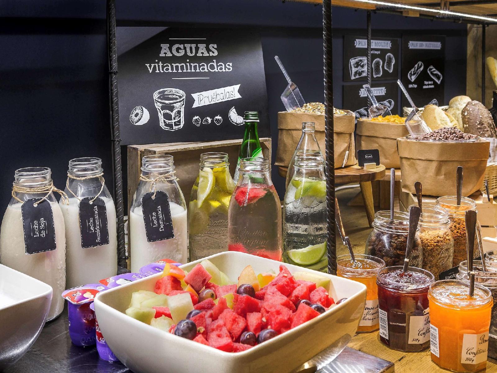 Ibis Barcelona Glories 22