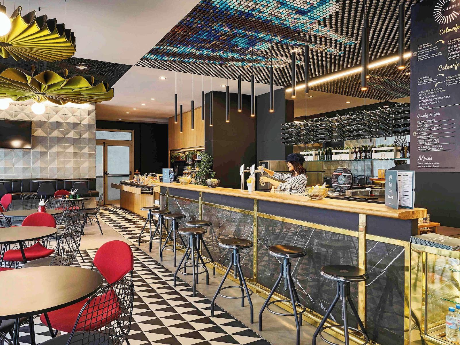 Ibis Barcelona Glories 22