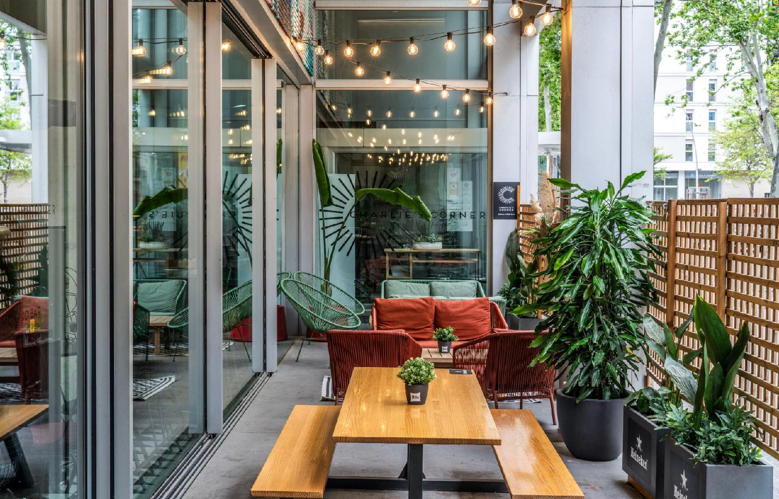 Ibis Barcelona Glories 22