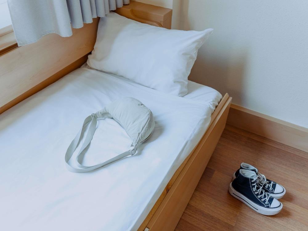 Ibis Barcelona Glories 22