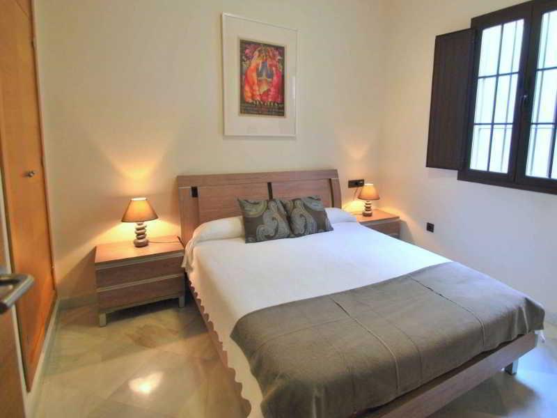 Living Sevilla Apartments