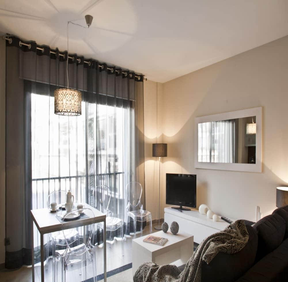 Up Suites Bcn