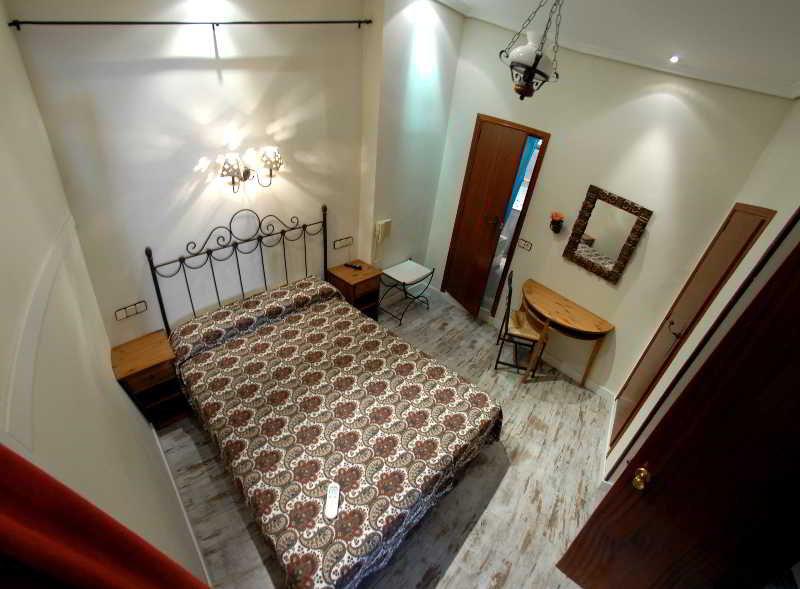 Hospedium Hostal La Plata