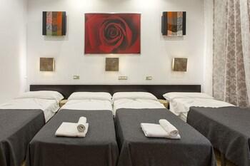 Hospedium Hostal La Plata