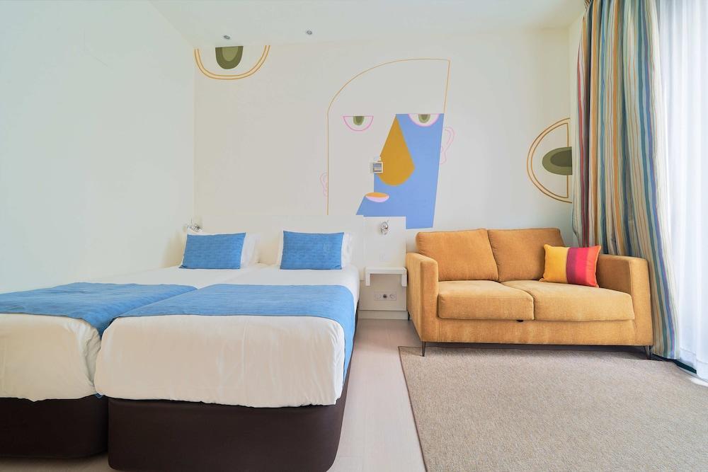 Blume Cruz Suites