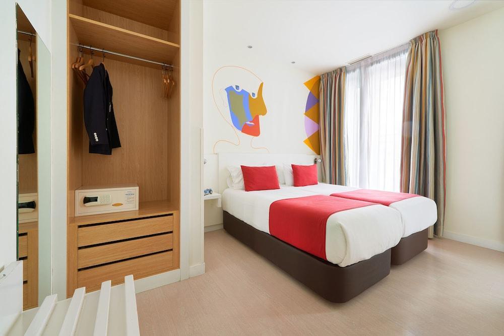 Blume Cruz Suites