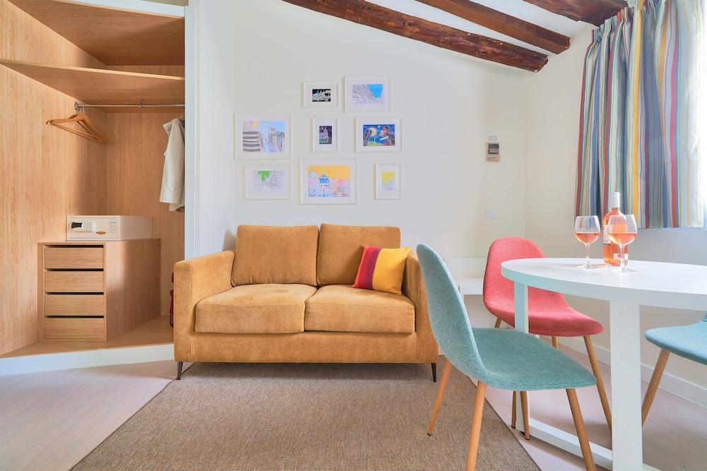Blume Cruz Suites