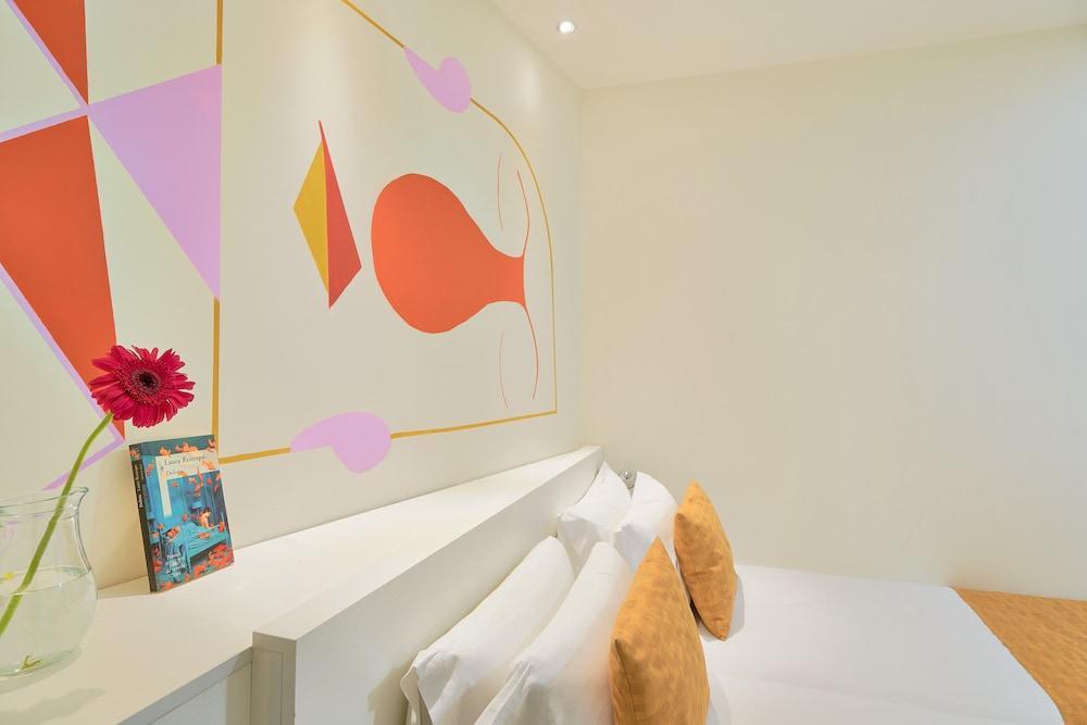 Blume Cruz Suites