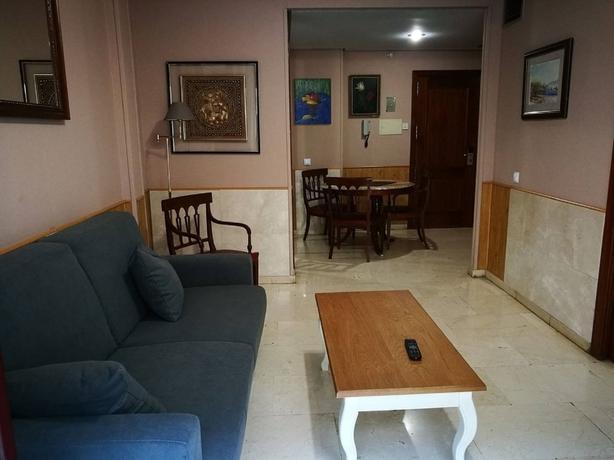 Apartamentos Olano C.B.