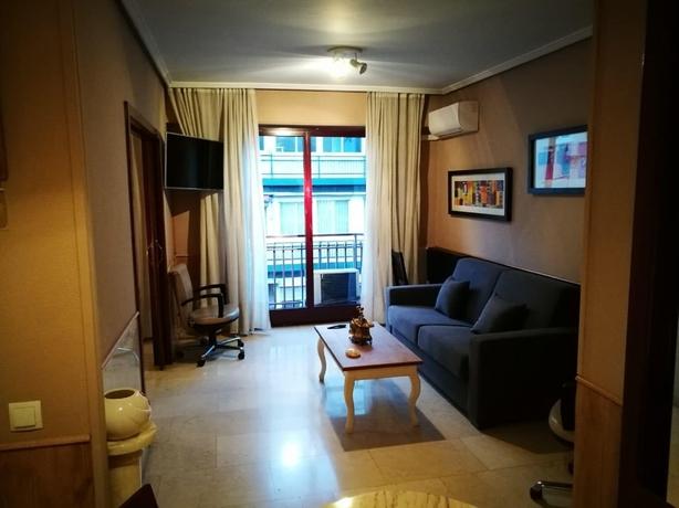Apartamentos Olano C.B.
