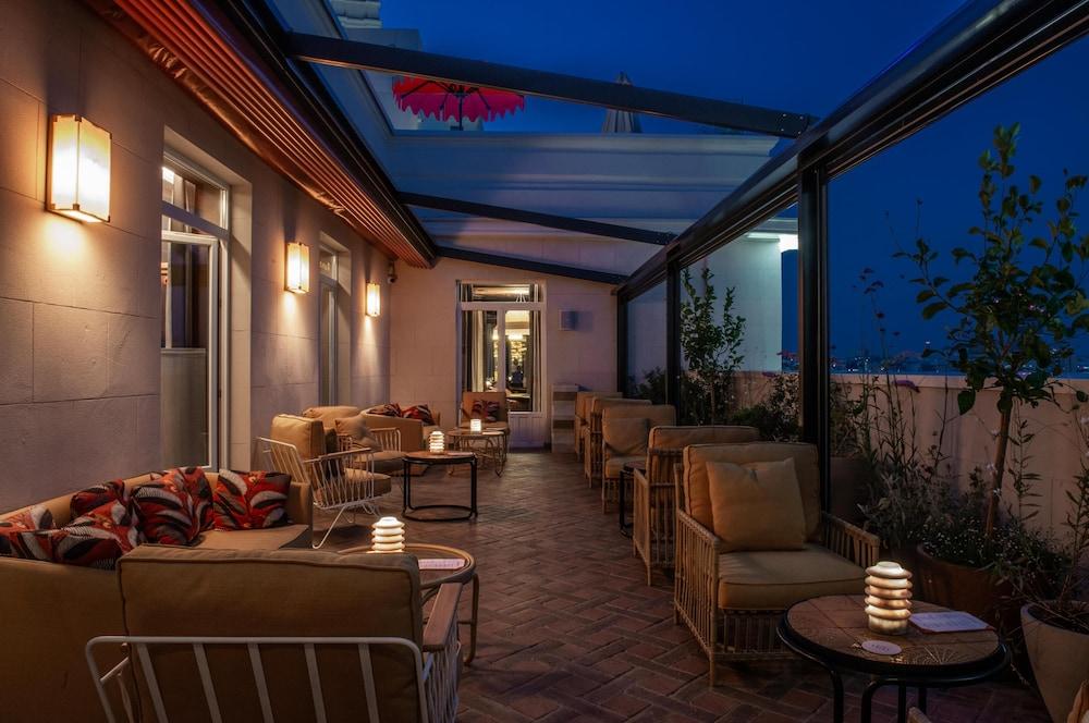 Hotel Montera Madrid, Curio Collection by Hilton