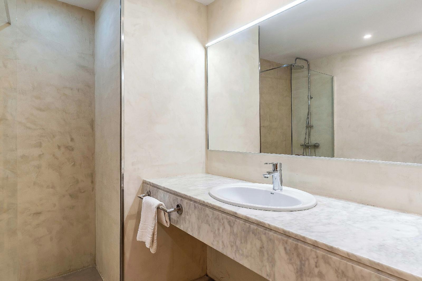 Aparthotel Bertran