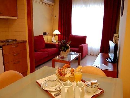 Aparthotel Bertran