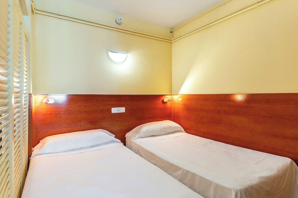 Aparthotel Bertran