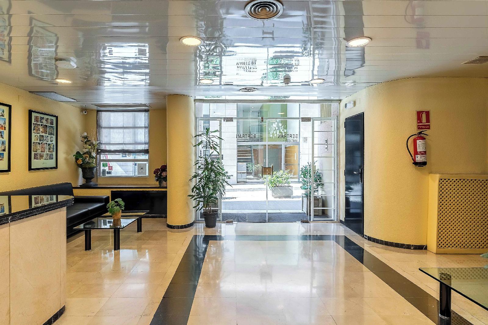 Aparthotel Bertran