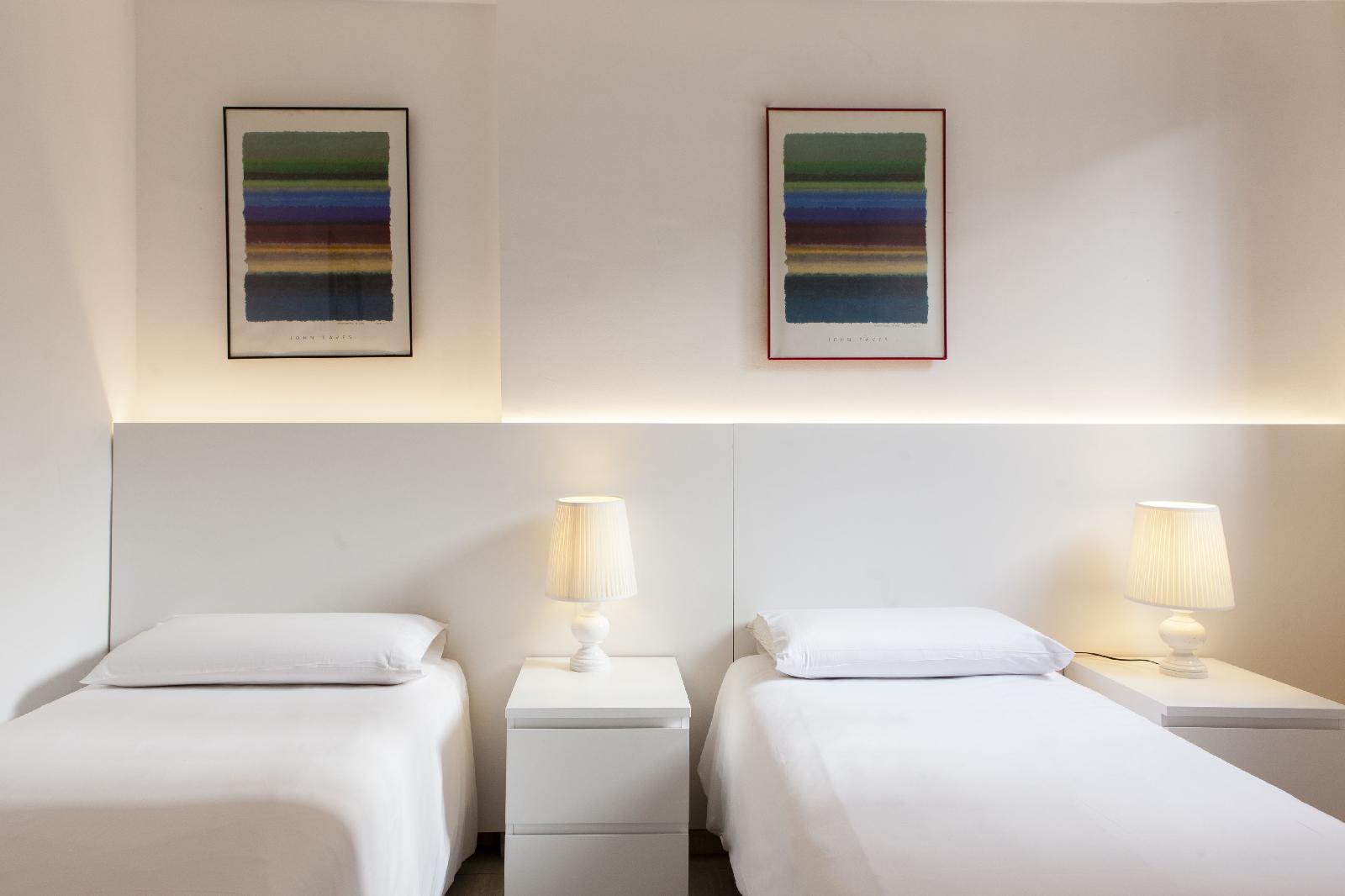 Las Ramblas Pasaje Bacardi Apartments