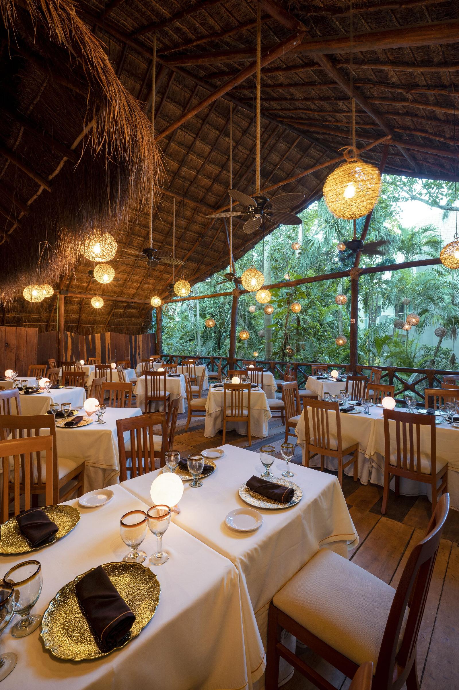 Viva Azteca by Wyndham
