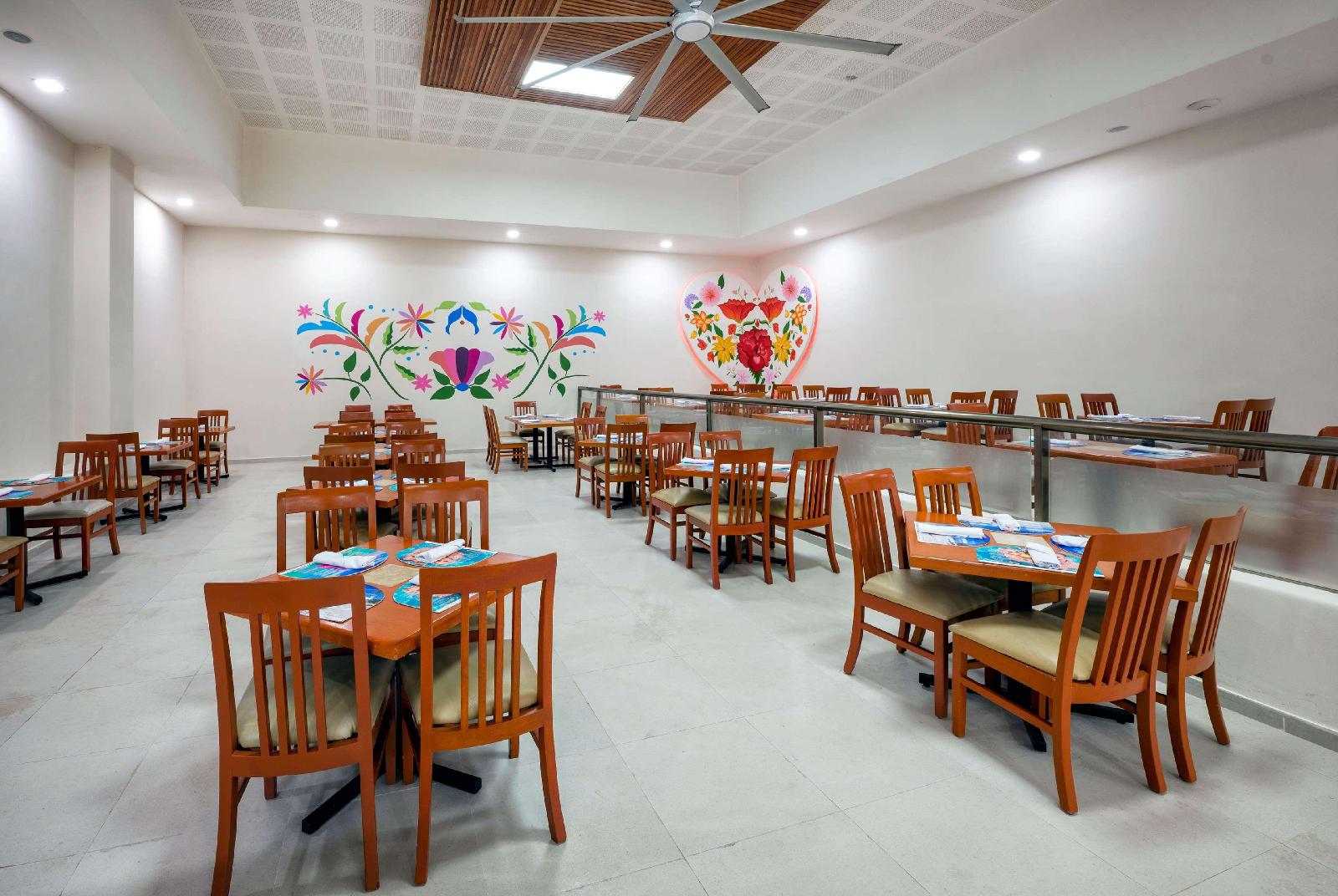 Viva Azteca by Wyndham