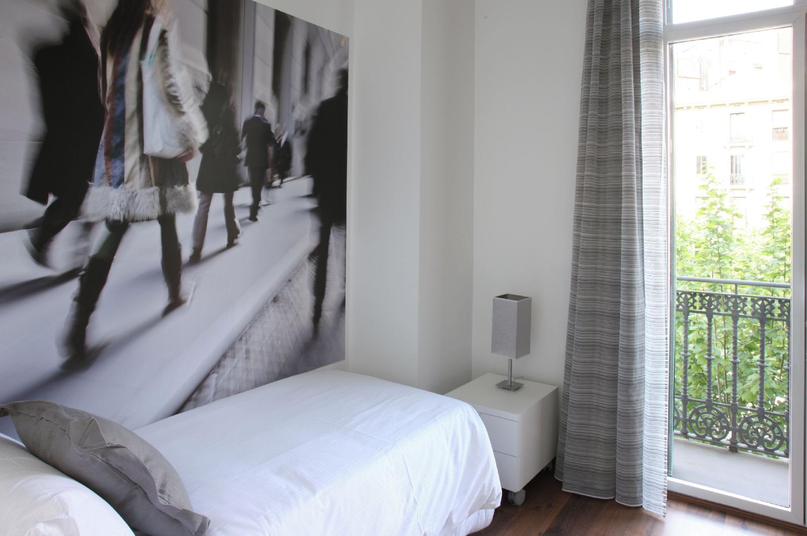 Mh Apartments Suites