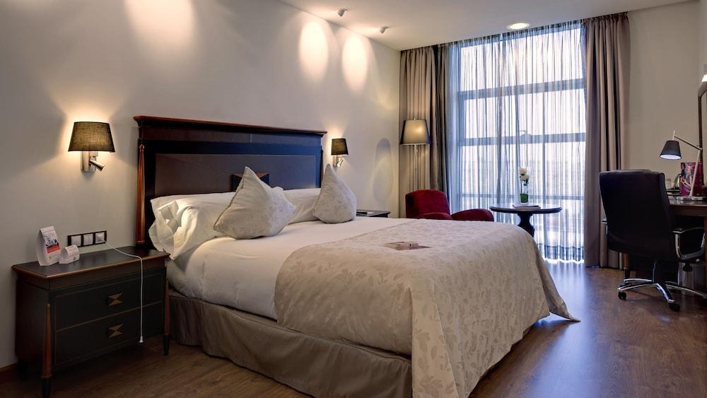 Crowne Plaza Madrid Airport, An Ihg Hotel