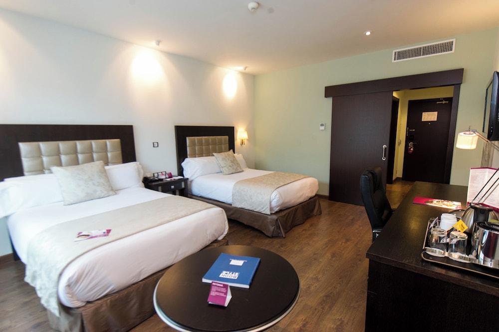 Crowne Plaza Madrid Airport, An Ihg Hotel