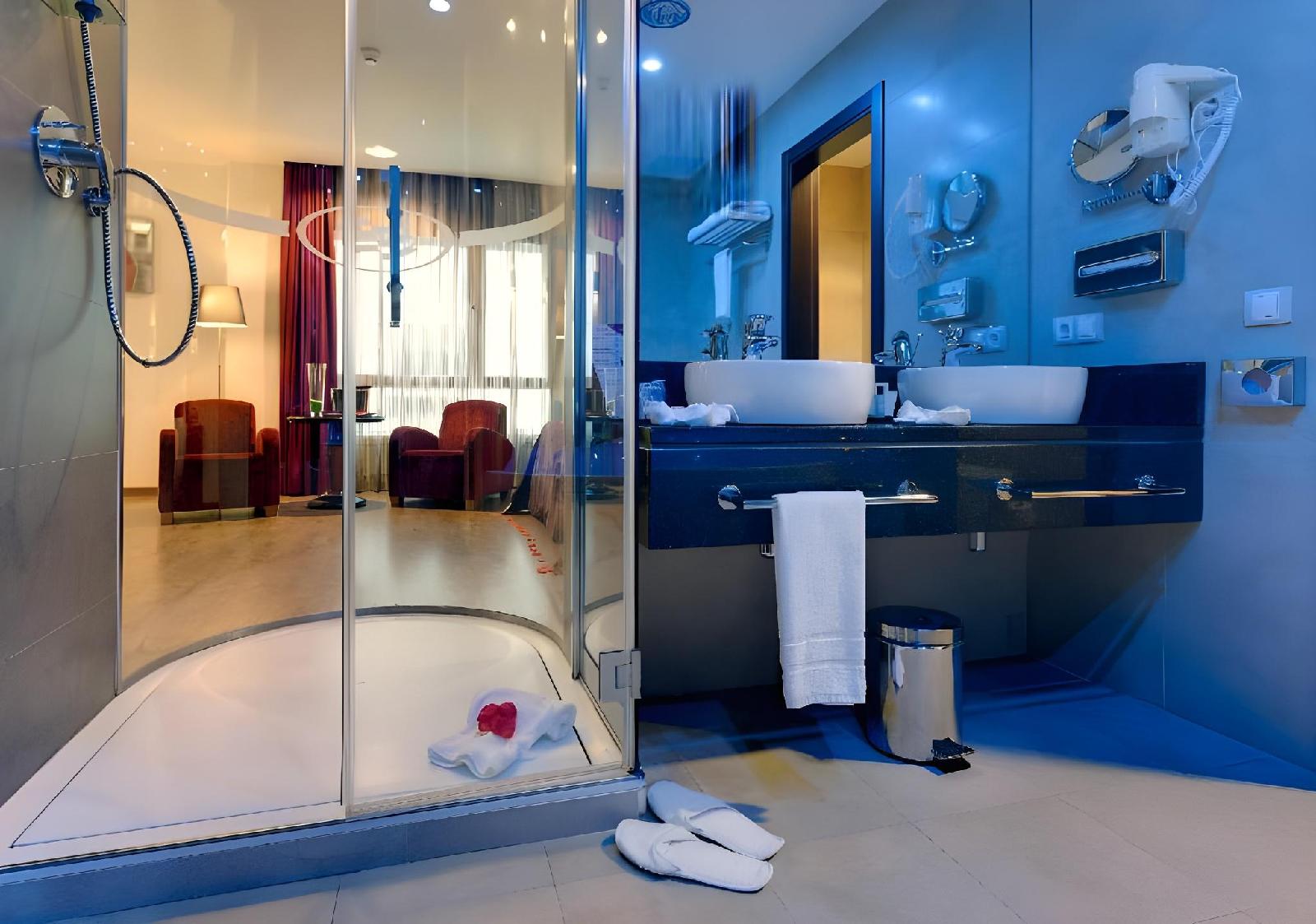 Crowne Plaza Madrid Airport, An Ihg Hotel