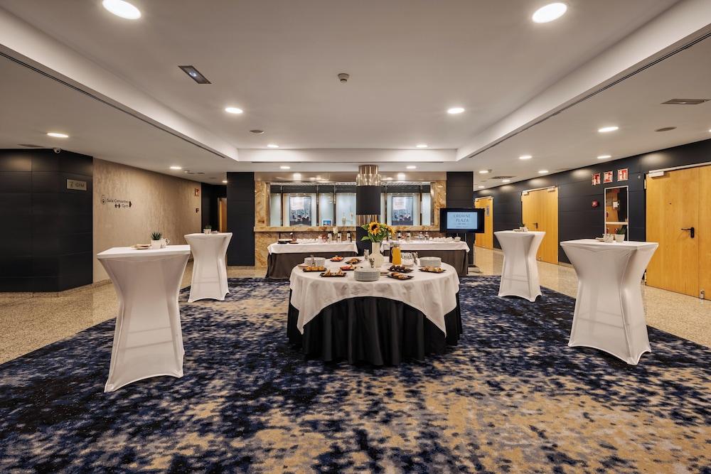 Crowne Plaza Madrid Airport, An Ihg Hotel