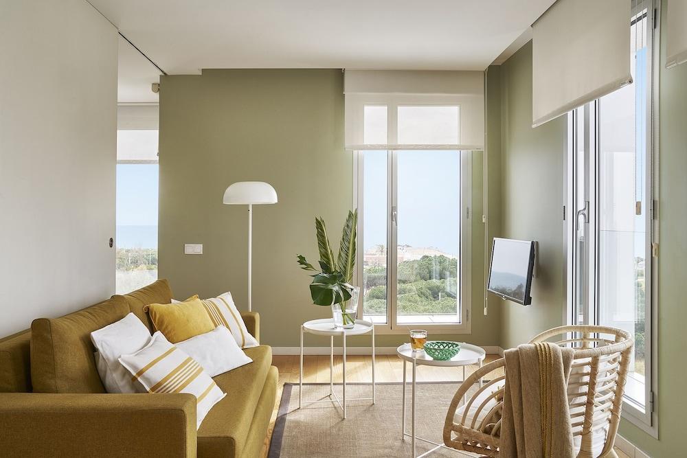 Lugaris Beach - Apartments