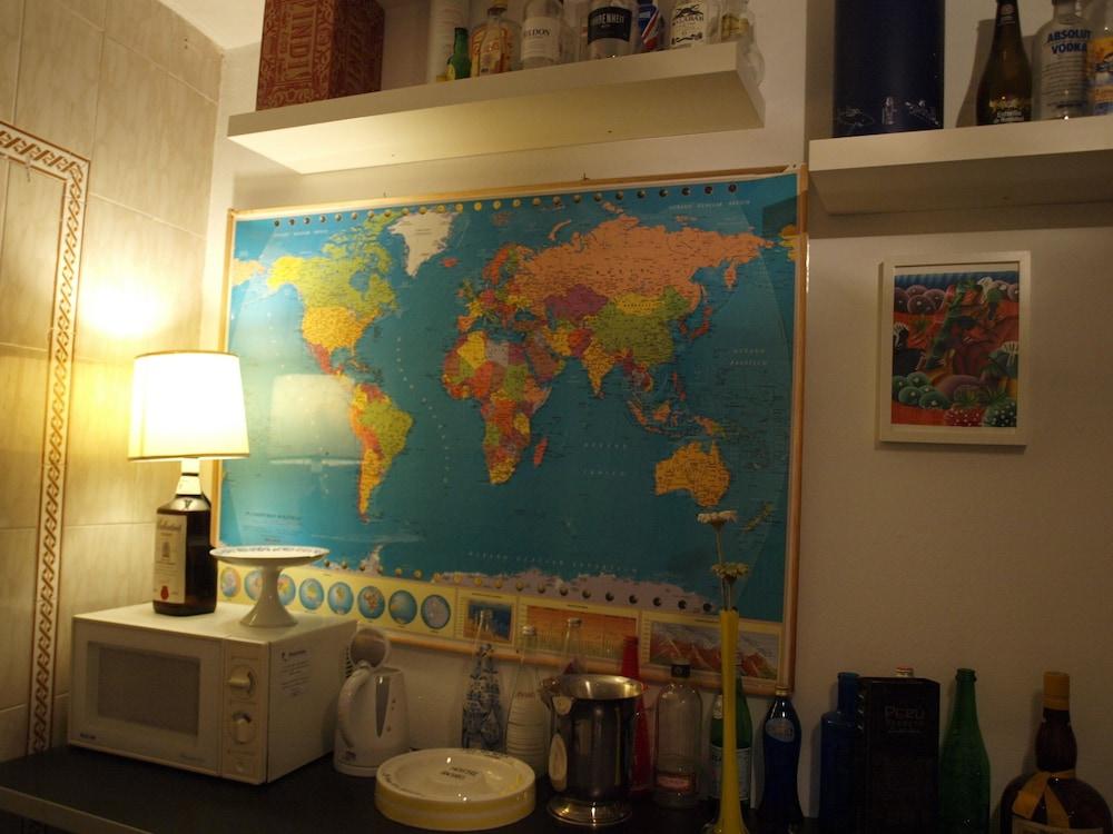 Hostal Arias