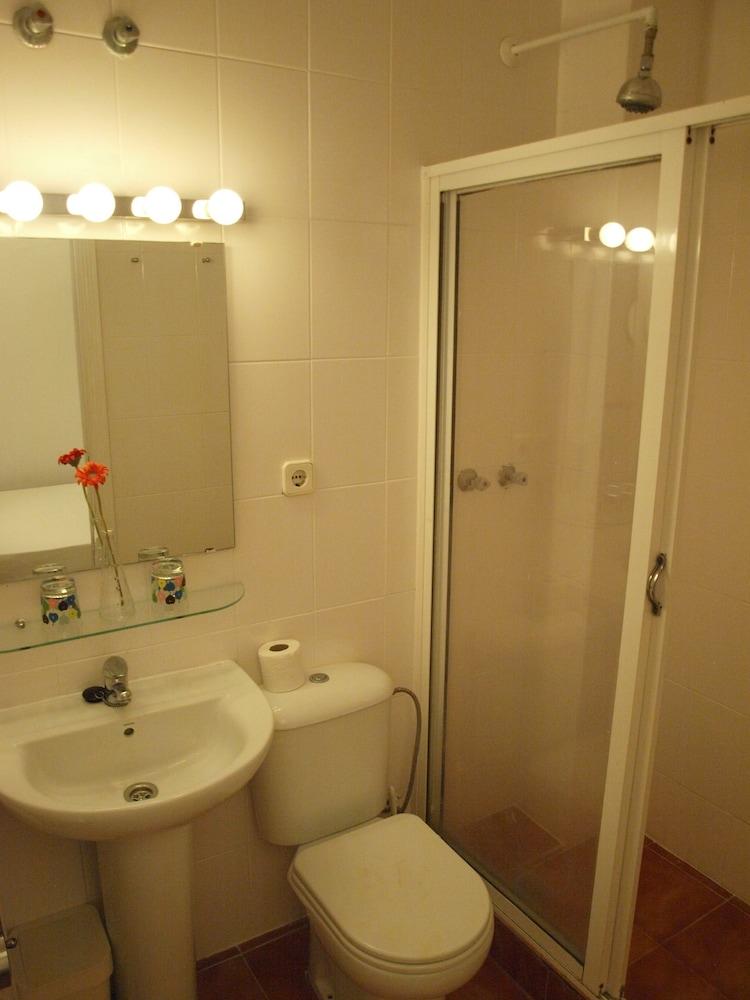 Hostal Arias