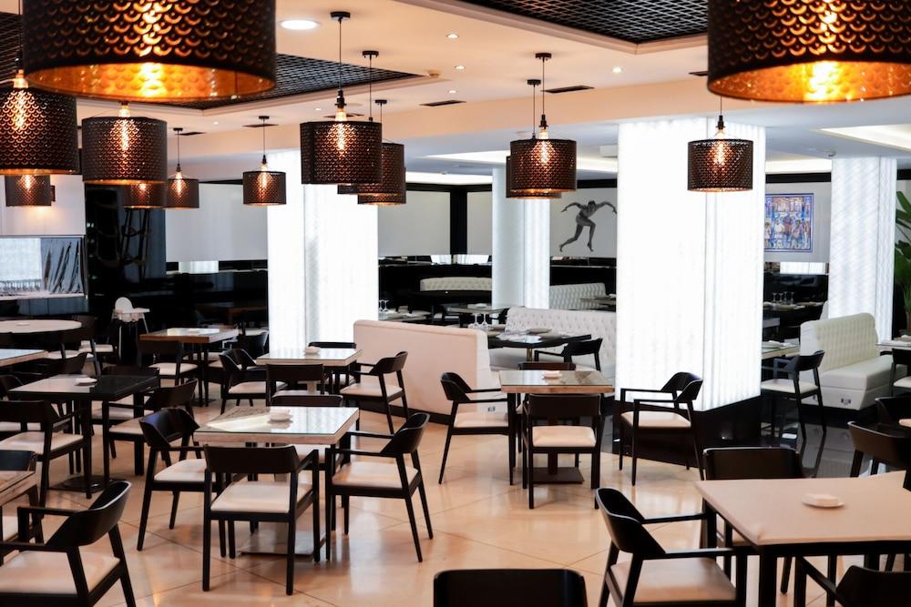 Hotel Benetusser