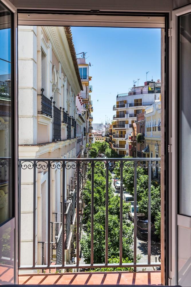 Hotel Madrid Sevilla