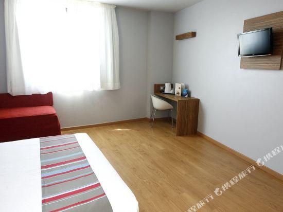 Travelodge Valencia Aeropuerto