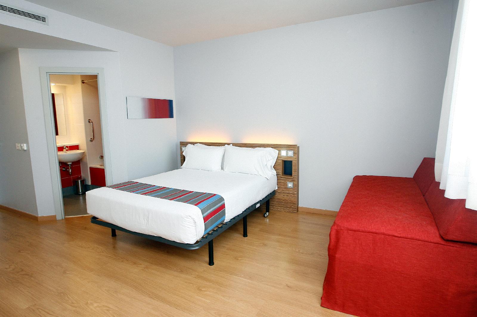 Travelodge Valencia Aeropuerto