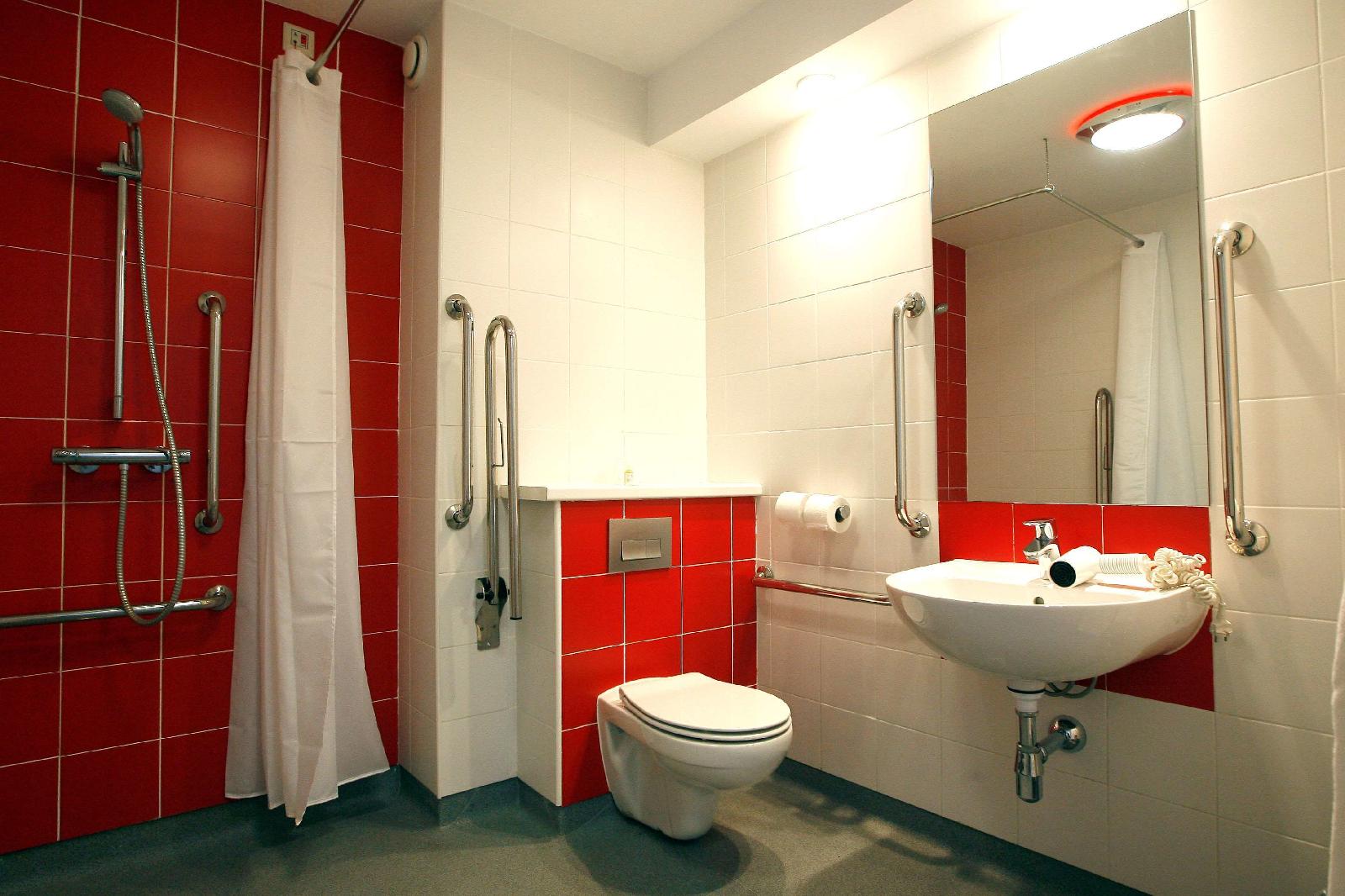 Travelodge Valencia Aeropuerto