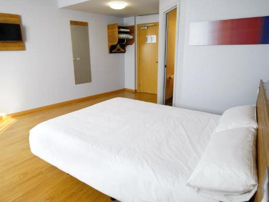 Travelodge Valencia Aeropuerto