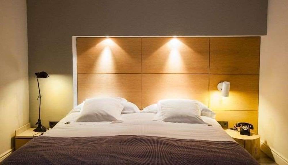 Barcelona Catedral Hotel