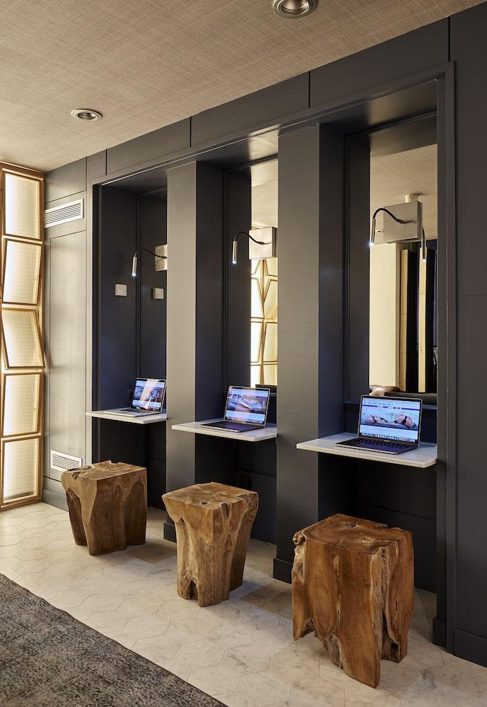 Barcelona Catedral Hotel