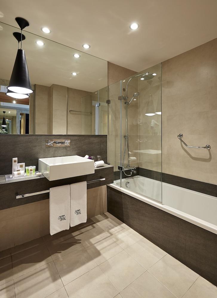 Barcelona Catedral Hotel