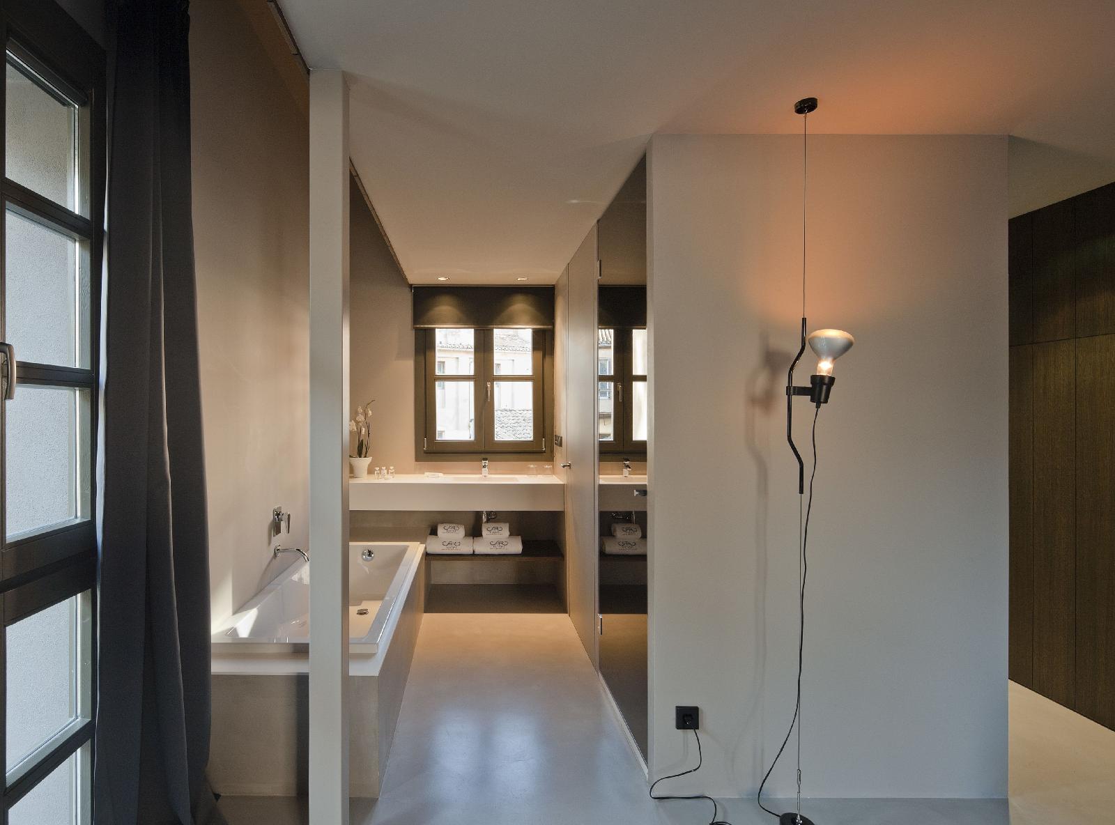 Caro Hotel