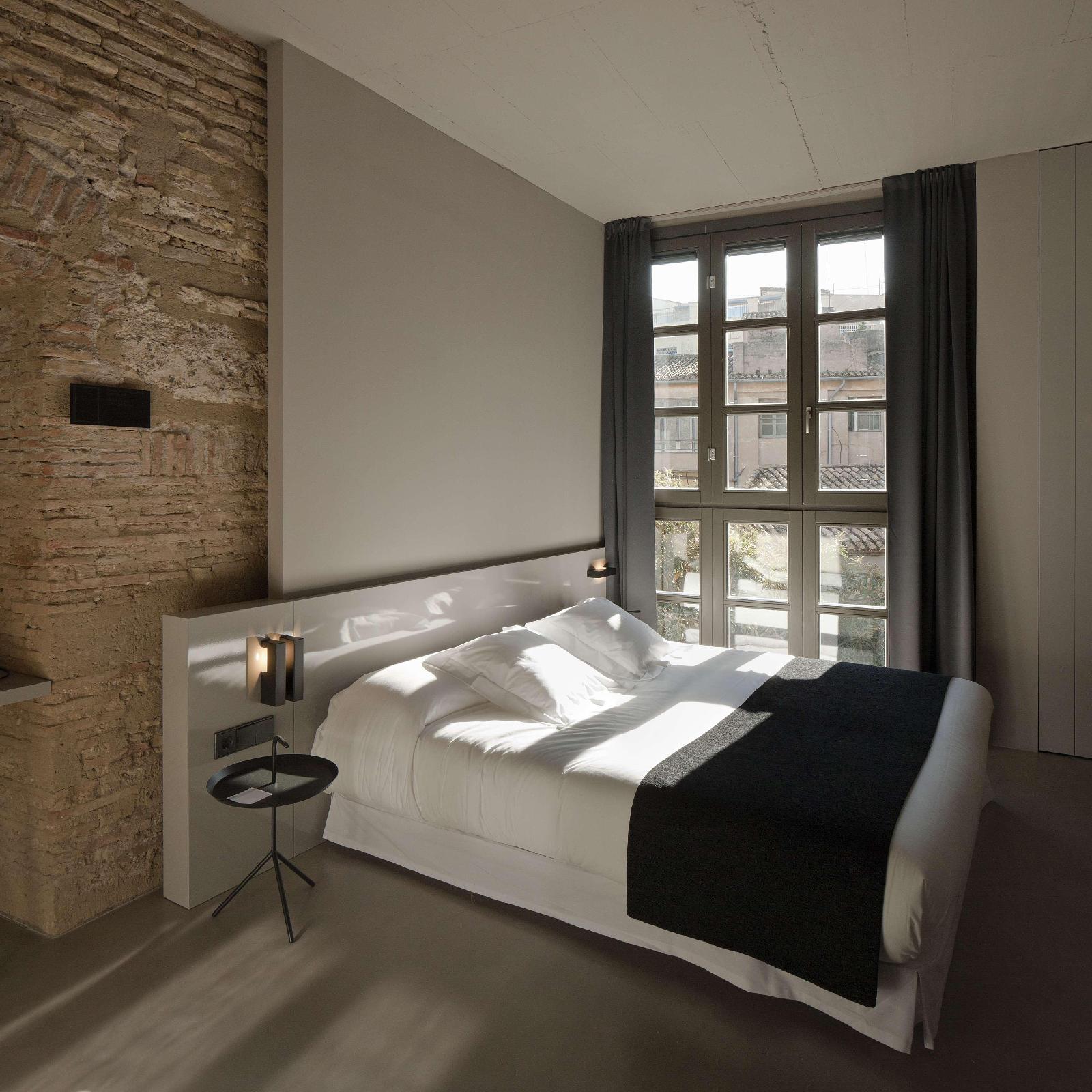 Caro Hotel