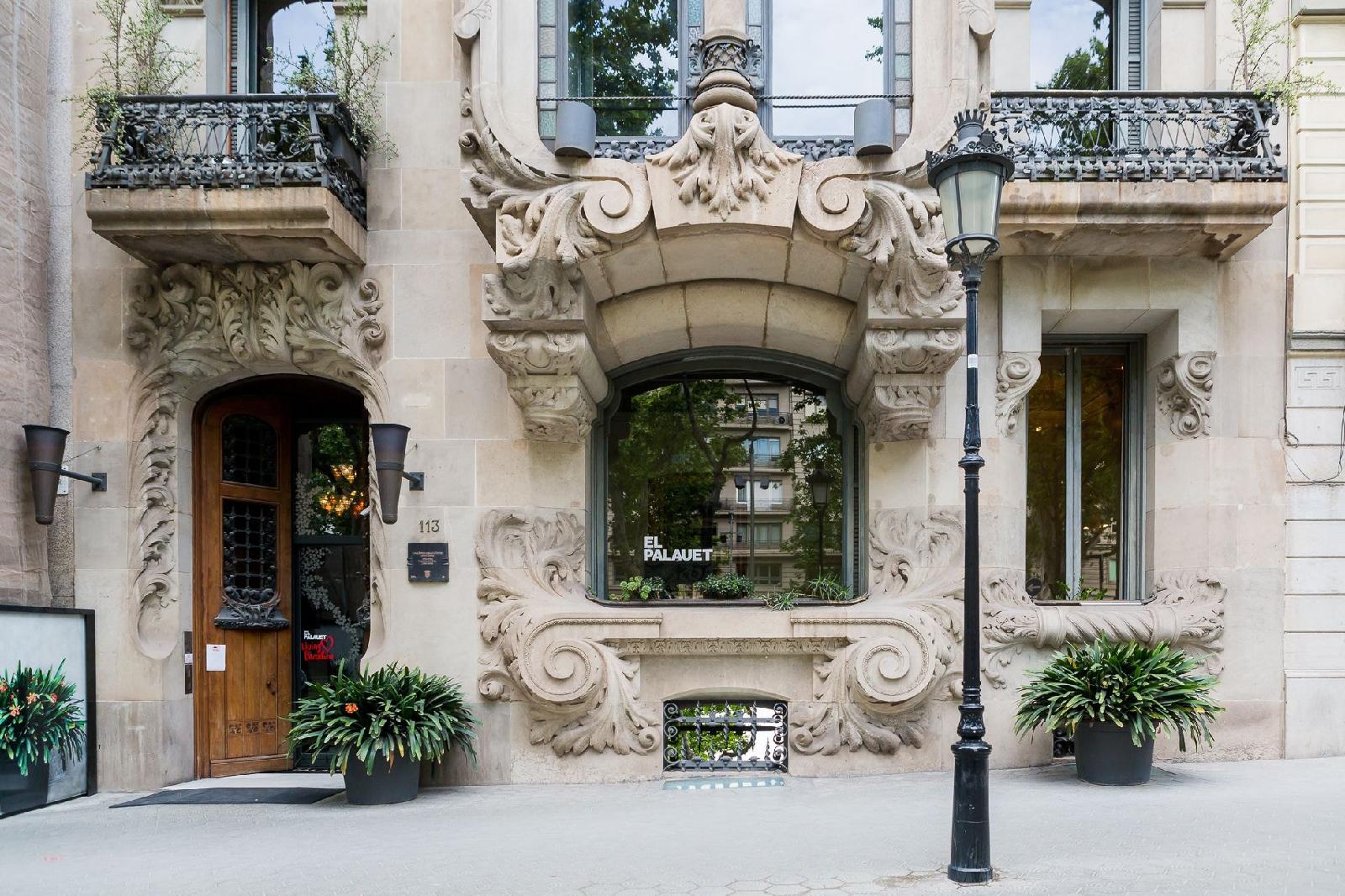 El Palauet Modernist Suites Barcelona