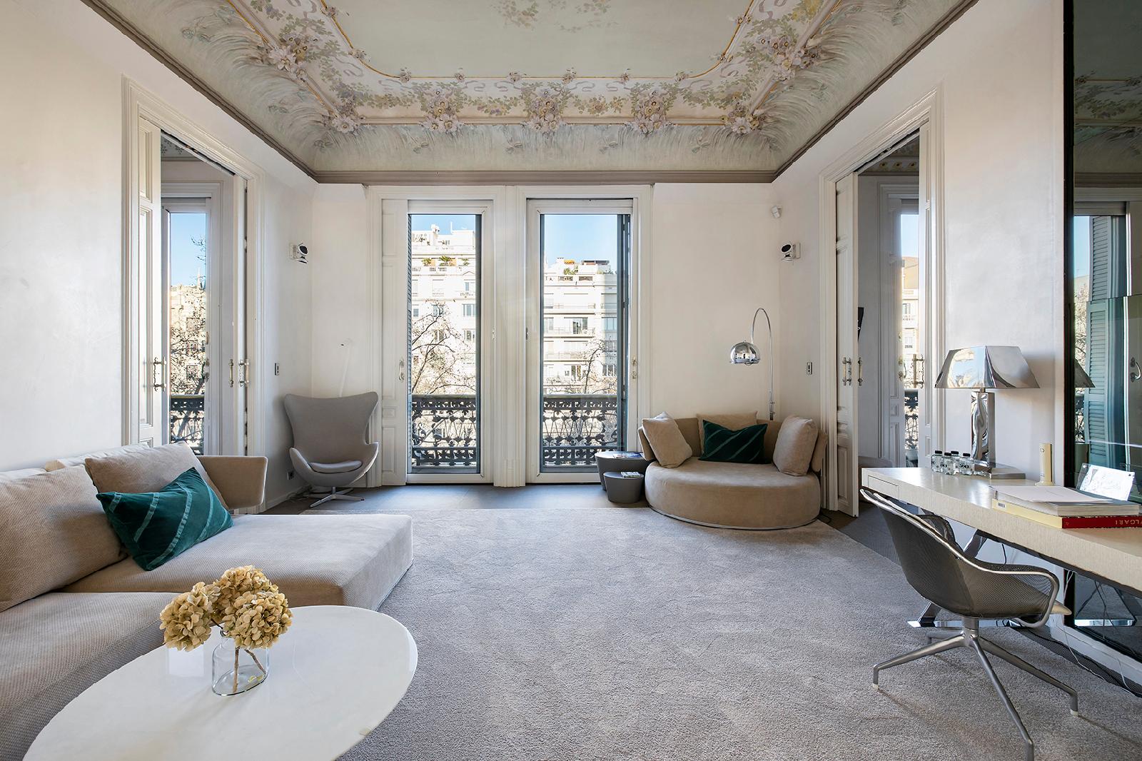 El Palauet Modernist Suites Barcelona