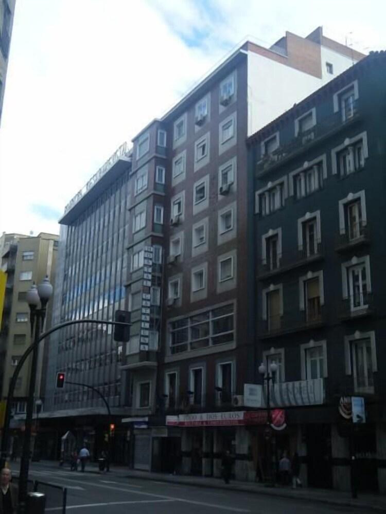 Hostal Cataluñ