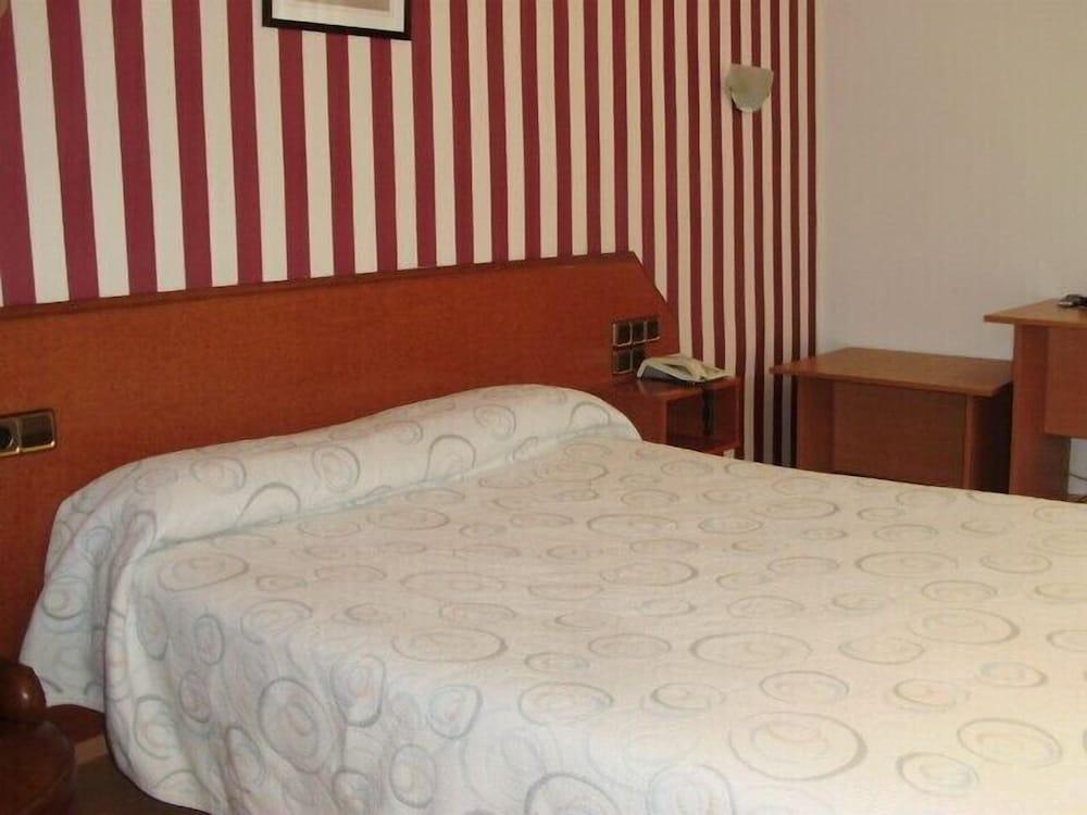 Hostal Cataluñ
